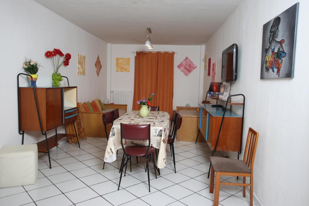 Chalet Villa Fini Fleri Buitenkant foto
